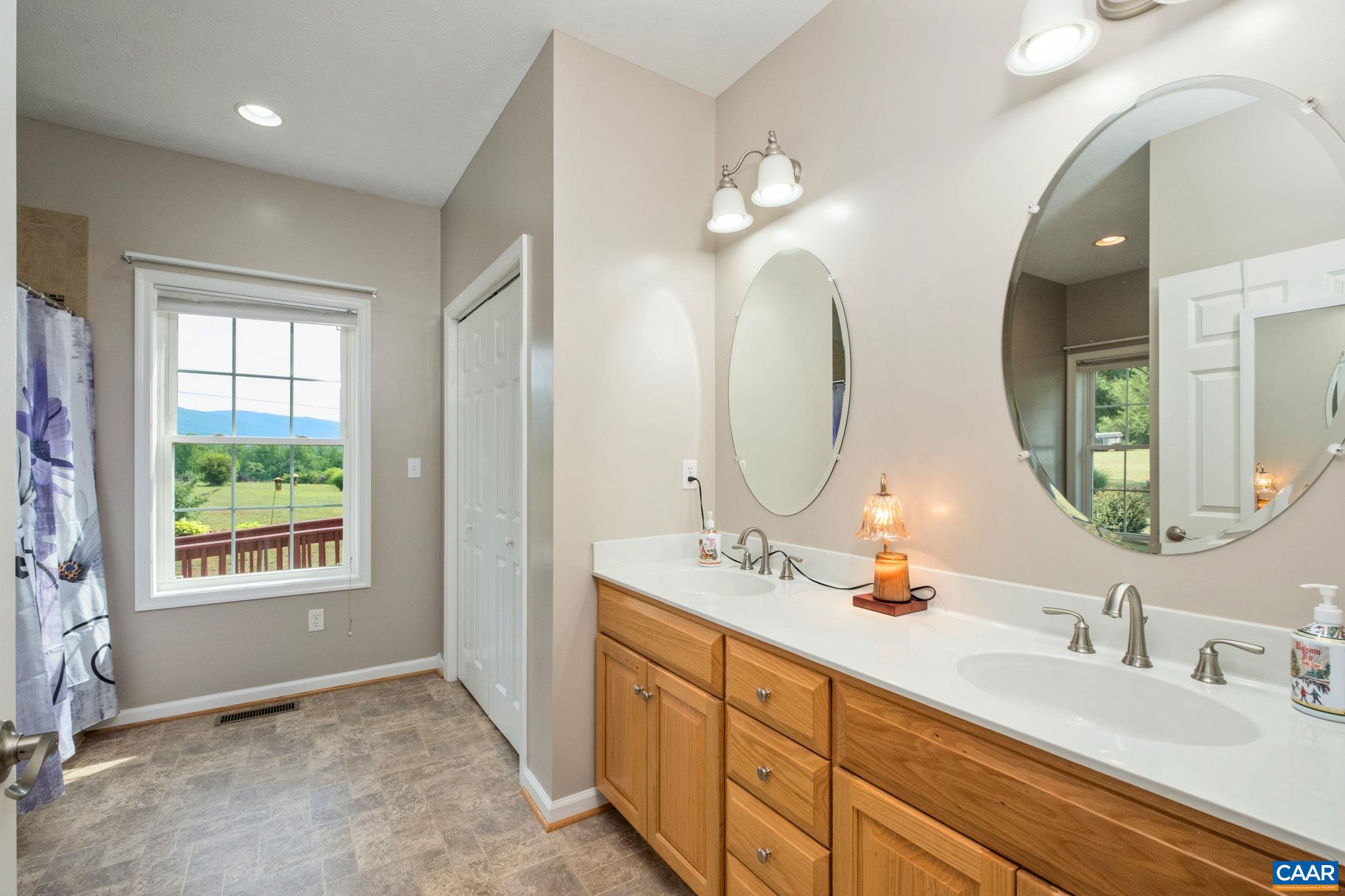 158 APPLE LN, AFTON, Virginia 22920, 3 Bedrooms Bedrooms, ,2 BathroomsBathrooms,Residential,158 APPLE LN,678990 MLS # 678990