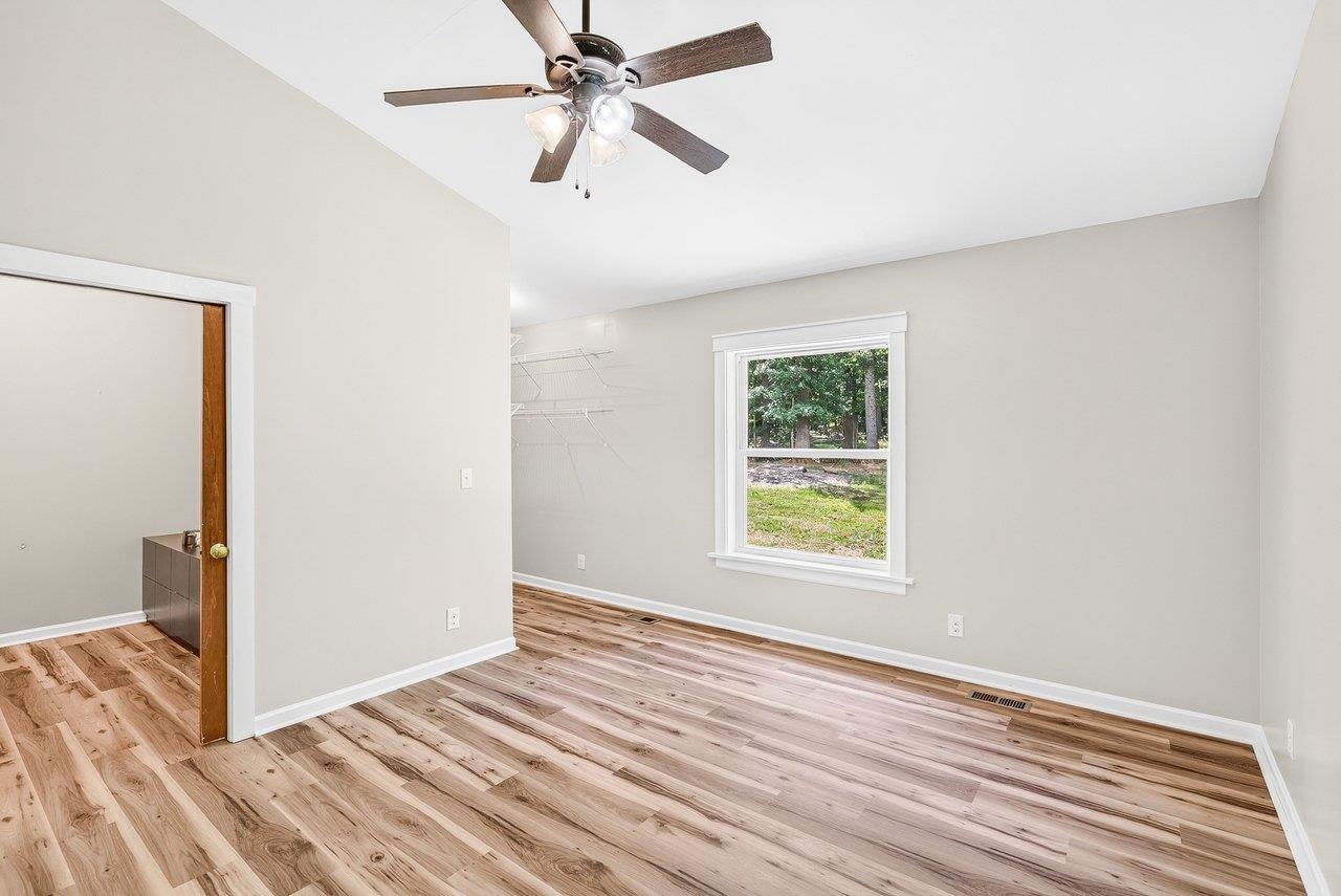 8905 SHADE TREE LN, BROADWAY, Virginia 22815, 7 Bedrooms Bedrooms, ,4 BathroomsBathrooms,Residential,8905 SHADE TREE LN,678992 MLS # 678992 8905 SHADE TREE LN, BROADWAY, Virginia 22815, 7 Bedrooms Bedrooms, ,4 BathroomsBathrooms,Residential,8905 SHADE TREE LN,678992 MLS # 678992