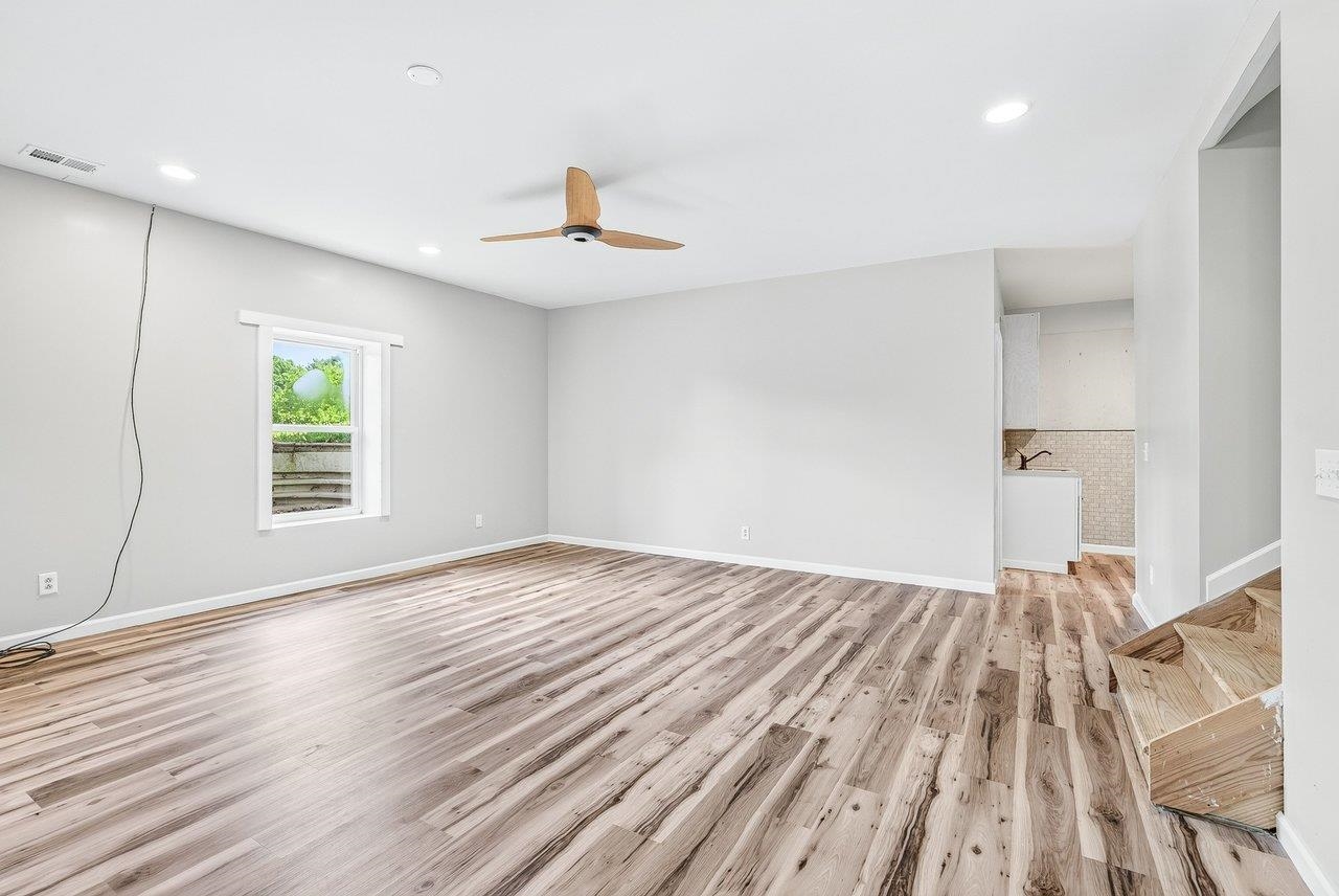 8905 SHADE TREE LN, BROADWAY, Virginia 22815, 7 Bedrooms Bedrooms, ,4 BathroomsBathrooms,Residential,8905 SHADE TREE LN,678992 MLS # 678992 8905 SHADE TREE LN, BROADWAY, Virginia 22815, 7 Bedrooms Bedrooms, ,4 BathroomsBathrooms,Residential,8905 SHADE TREE LN,678992 MLS # 678992