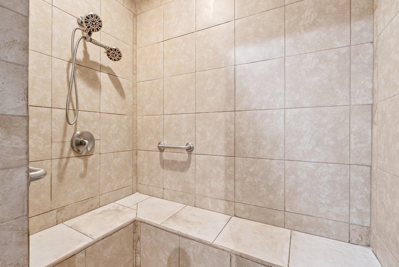 8905 SHADE TREE LN, BROADWAY, Virginia 22815, 7 Bedrooms Bedrooms, ,4 BathroomsBathrooms,Residential,8905 SHADE TREE LN,678992 MLS # 678992 8905 SHADE TREE LN, BROADWAY, Virginia 22815, 7 Bedrooms Bedrooms, ,4 BathroomsBathrooms,Residential,8905 SHADE TREE LN,678992 MLS # 678992