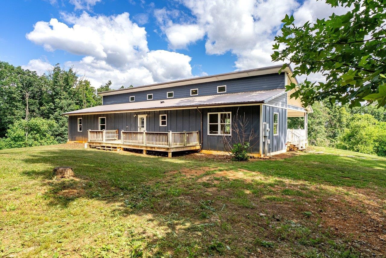 8905 SHADE TREE LN, BROADWAY, Virginia 22815, 7 Bedrooms Bedrooms, ,4 BathroomsBathrooms,Residential,8905 SHADE TREE LN,678992 MLS # 678992 8905 SHADE TREE LN, BROADWAY, Virginia 22815, 7 Bedrooms Bedrooms, ,4 BathroomsBathrooms,Residential,8905 SHADE TREE LN,678992 MLS # 678992