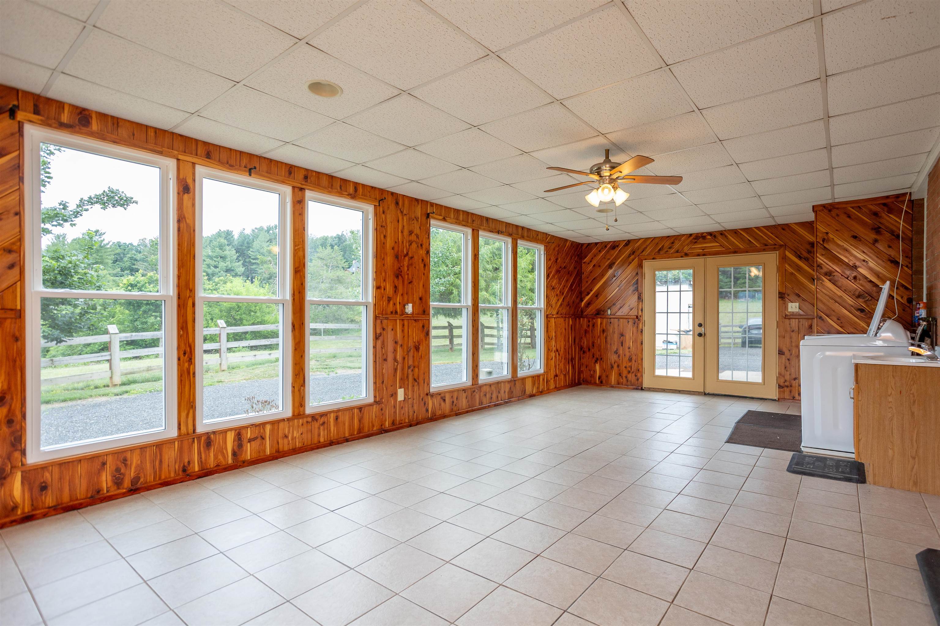 10139 CHINKAPIN DR, ROCKINGHAM, Virginia 22802, 3 Bedrooms Bedrooms, ,2 BathroomsBathrooms,Residential,10139 CHINKAPIN DR,678993 MLS # 678993 10139 CHINKAPIN DR, ROCKINGHAM, Virginia 22802, 3 Bedrooms Bedrooms, ,2 BathroomsBathrooms,Residential,10139 CHINKAPIN DR,678993 MLS # 678993