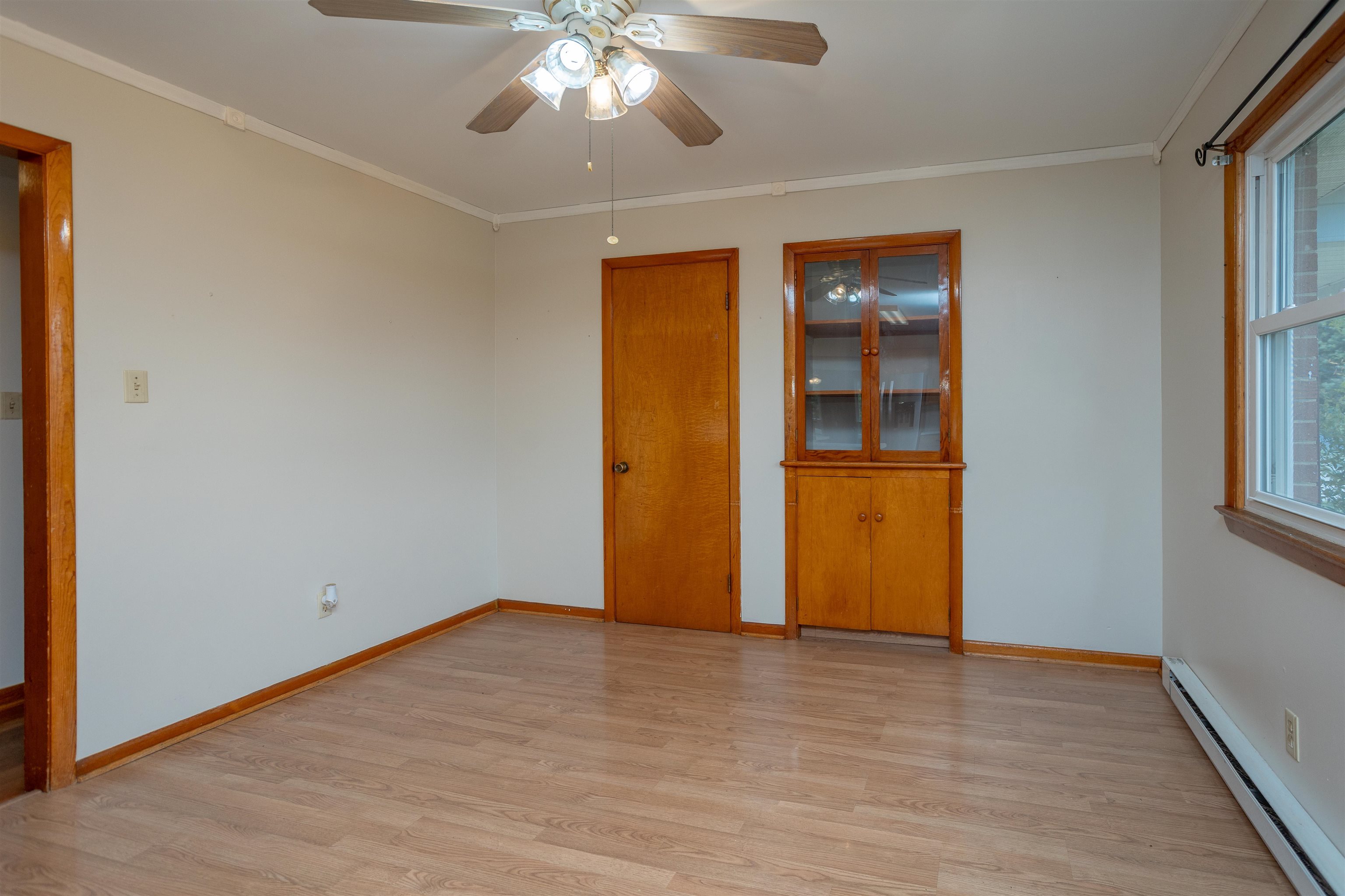 10139 CHINKAPIN DR, ROCKINGHAM, Virginia 22802, 3 Bedrooms Bedrooms, ,2 BathroomsBathrooms,Residential,10139 CHINKAPIN DR,678993 MLS # 678993 10139 CHINKAPIN DR, ROCKINGHAM, Virginia 22802, 3 Bedrooms Bedrooms, ,2 BathroomsBathrooms,Residential,10139 CHINKAPIN DR,678993 MLS # 678993