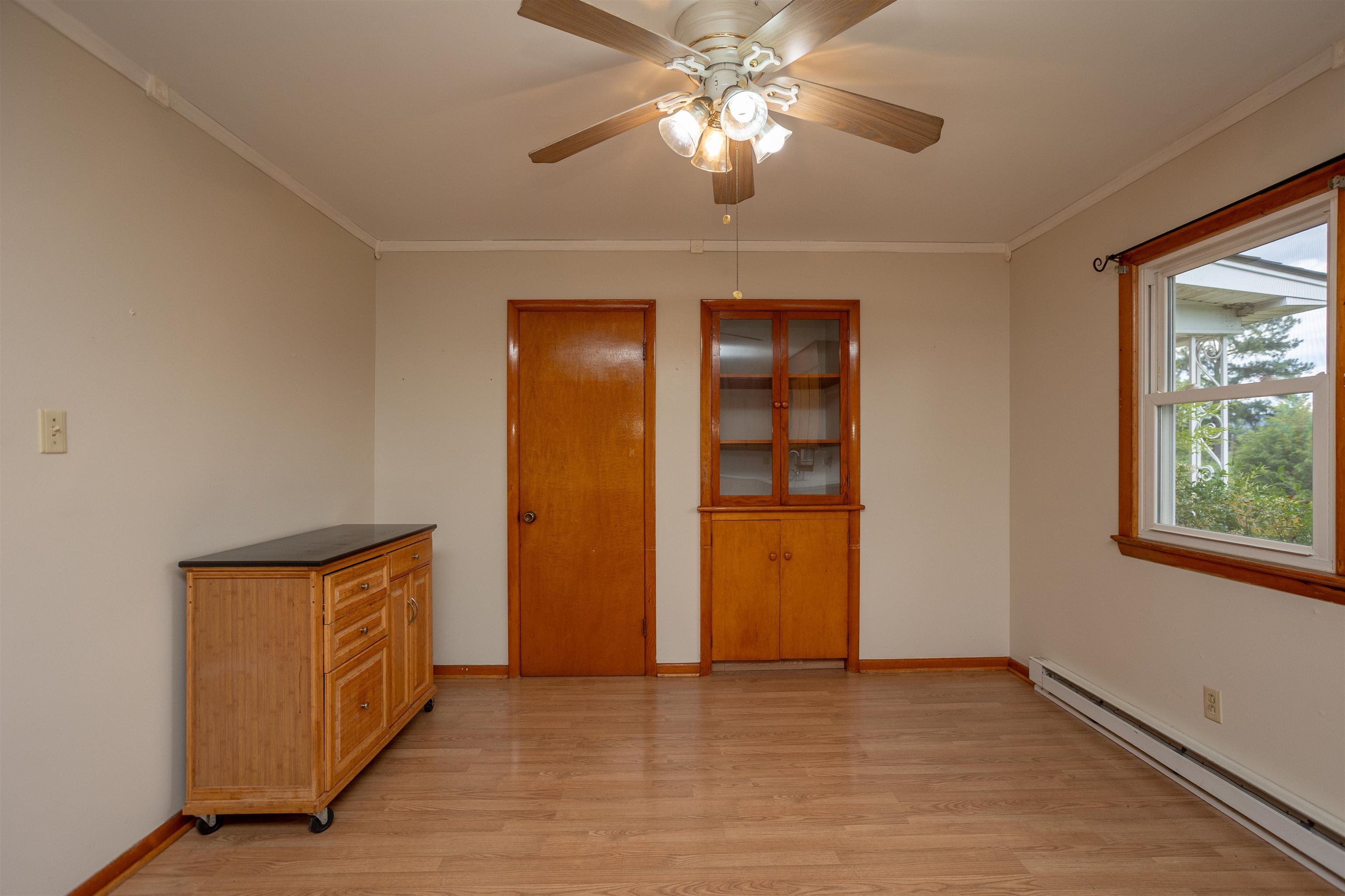 10139 CHINKAPIN DR, ROCKINGHAM, Virginia 22802, 3 Bedrooms Bedrooms, ,2 BathroomsBathrooms,Residential,10139 CHINKAPIN DR,678993 MLS # 678993 10139 CHINKAPIN DR, ROCKINGHAM, Virginia 22802, 3 Bedrooms Bedrooms, ,2 BathroomsBathrooms,Residential,10139 CHINKAPIN DR,678993 MLS # 678993