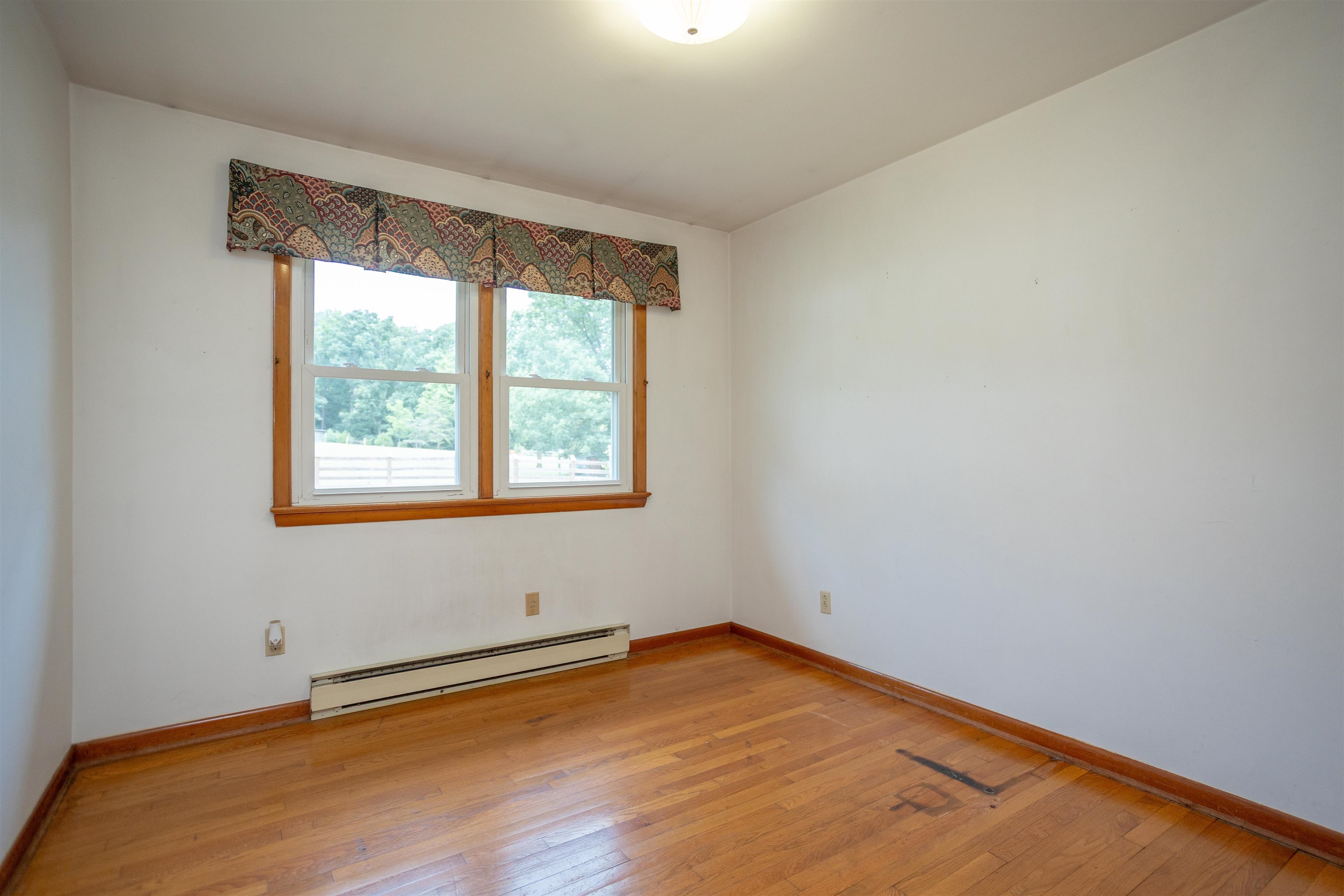 10139 CHINKAPIN DR, ROCKINGHAM, Virginia 22802, 3 Bedrooms Bedrooms, ,2 BathroomsBathrooms,Residential,10139 CHINKAPIN DR,678993 MLS # 678993 10139 CHINKAPIN DR, ROCKINGHAM, Virginia 22802, 3 Bedrooms Bedrooms, ,2 BathroomsBathrooms,Residential,10139 CHINKAPIN DR,678993 MLS # 678993