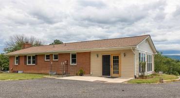 10139 CHINKAPIN DR, ROCKINGHAM, Virginia 22802, 3 Bedrooms Bedrooms, ,2 BathroomsBathrooms,Residential,10139 CHINKAPIN DR,678993 MLS # 678993