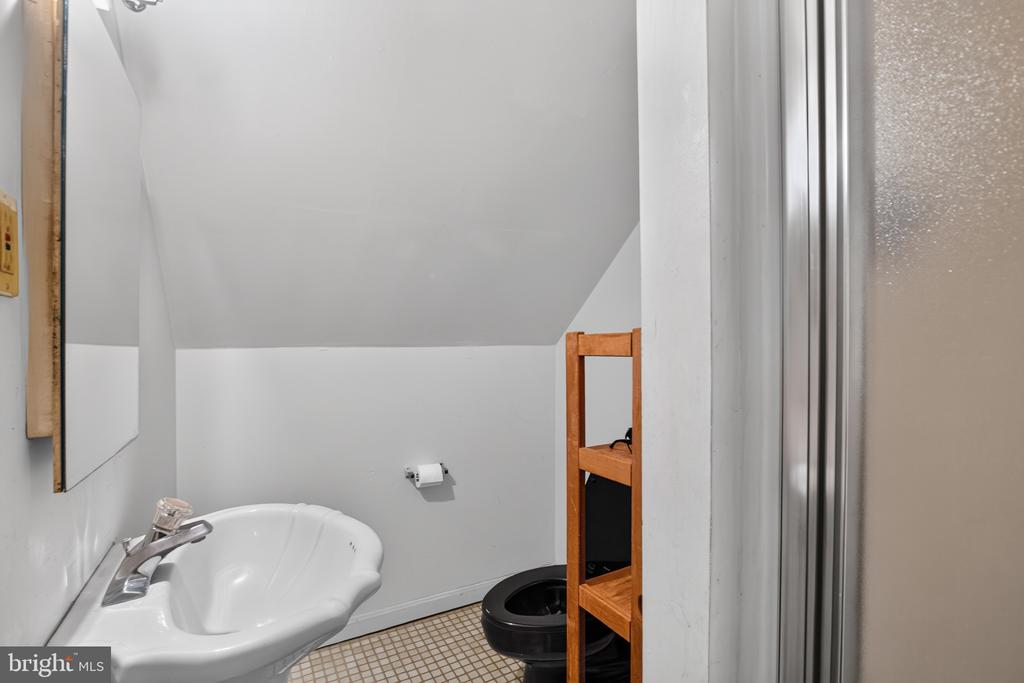 10392 MOUNT ZION CHURCH RD, BRANDY STATION, Virginia 22714, 3 Bedrooms Bedrooms, ,2 BathroomsBathrooms,Residential,10392 MOUNT ZION CHURCH RD,VACU2013658 MLS # VACU2013658 10392 MOUNT ZION CHURCH RD, BRANDY STATION, Virginia 22714, 3 Bedrooms Bedrooms, ,2 BathroomsBathrooms,Residential,10392 MOUNT ZION CHURCH RD,VACU2013658 MLS # VACU2013658