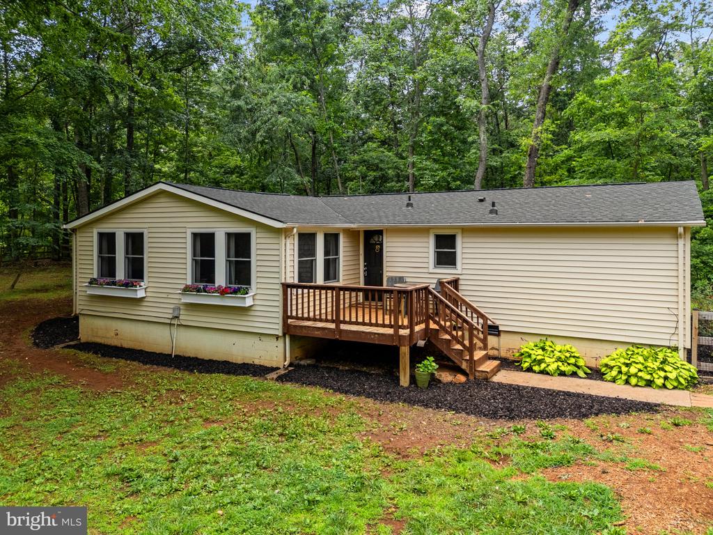 9448 GREEN RD, MIDLAND, Virginia 22728, 4 Bedrooms Bedrooms, ,2 BathroomsBathrooms,Residential,9448 GREEN RD,VAFQ2022712 MLS # VAFQ2022712 9448 GREEN RD, MIDLAND, Virginia 22728, 4 Bedrooms Bedrooms, ,2 BathroomsBathrooms,Residential,9448 GREEN RD,VAFQ2022712 MLS # VAFQ2022712