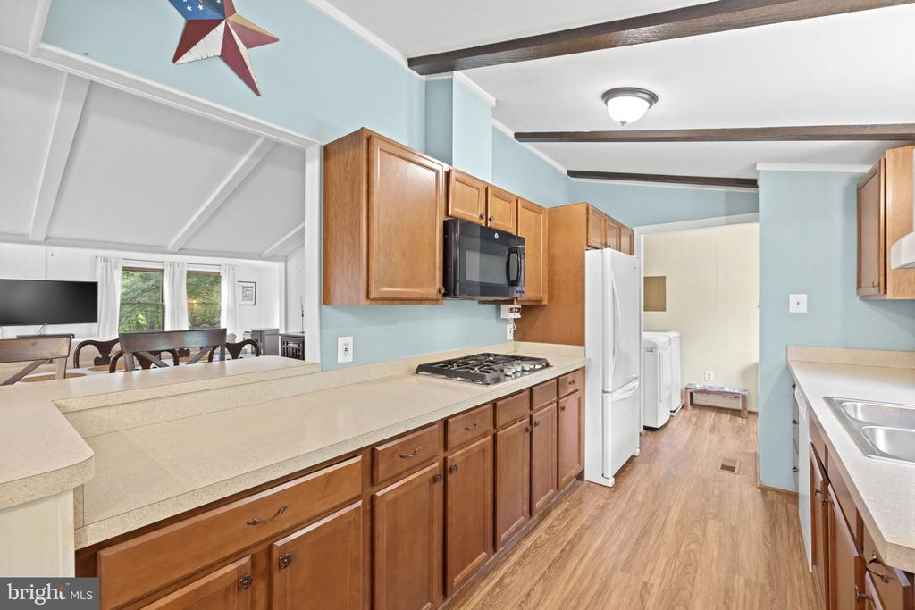 9448 GREEN RD, MIDLAND, Virginia 22728, 4 Bedrooms Bedrooms, ,2 BathroomsBathrooms,Residential,9448 GREEN RD,VAFQ2022712 MLS # VAFQ2022712 9448 GREEN RD, MIDLAND, Virginia 22728, 4 Bedrooms Bedrooms, ,2 BathroomsBathrooms,Residential,9448 GREEN RD,VAFQ2022712 MLS # VAFQ2022712