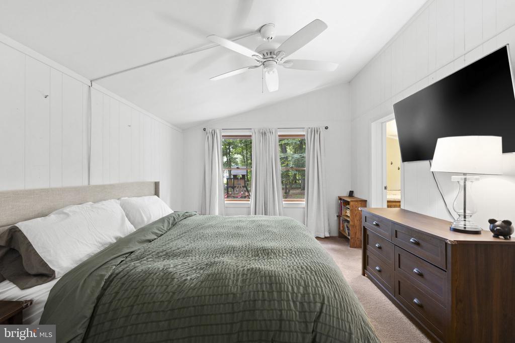 9448 GREEN RD, MIDLAND, Virginia 22728, 4 Bedrooms Bedrooms, ,2 BathroomsBathrooms,Residential,9448 GREEN RD,VAFQ2022712 MLS # VAFQ2022712 9448 GREEN RD, MIDLAND, Virginia 22728, 4 Bedrooms Bedrooms, ,2 BathroomsBathrooms,Residential,9448 GREEN RD,VAFQ2022712 MLS # VAFQ2022712