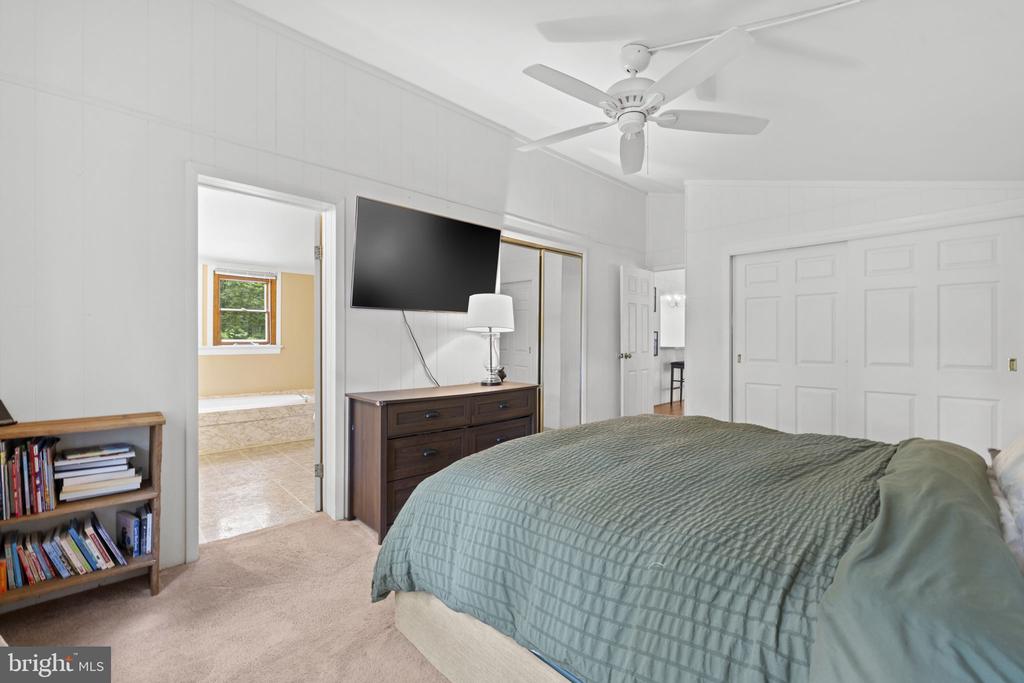 9448 GREEN RD, MIDLAND, Virginia 22728, 4 Bedrooms Bedrooms, ,2 BathroomsBathrooms,Residential,9448 GREEN RD,VAFQ2022712 MLS # VAFQ2022712 9448 GREEN RD, MIDLAND, Virginia 22728, 4 Bedrooms Bedrooms, ,2 BathroomsBathrooms,Residential,9448 GREEN RD,VAFQ2022712 MLS # VAFQ2022712