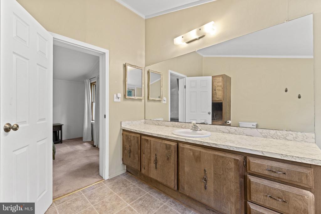 9448 GREEN RD, MIDLAND, Virginia 22728, 4 Bedrooms Bedrooms, ,2 BathroomsBathrooms,Residential,9448 GREEN RD,VAFQ2022712 MLS # VAFQ2022712 9448 GREEN RD, MIDLAND, Virginia 22728, 4 Bedrooms Bedrooms, ,2 BathroomsBathrooms,Residential,9448 GREEN RD,VAFQ2022712 MLS # VAFQ2022712