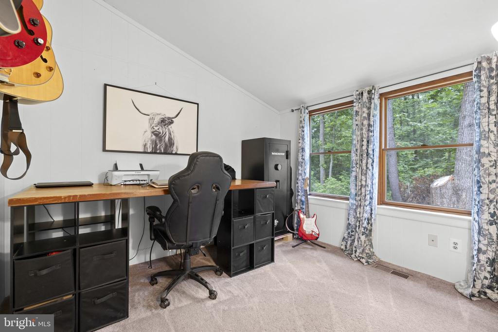 9448 GREEN RD, MIDLAND, Virginia 22728, 4 Bedrooms Bedrooms, ,2 BathroomsBathrooms,Residential,9448 GREEN RD,VAFQ2022712 MLS # VAFQ2022712 9448 GREEN RD, MIDLAND, Virginia 22728, 4 Bedrooms Bedrooms, ,2 BathroomsBathrooms,Residential,9448 GREEN RD,VAFQ2022712 MLS # VAFQ2022712