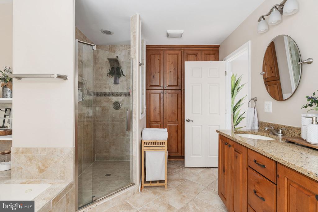 6814 TUPELO DR, SPOTSYLVANIA, Virginia 22551, 5 Bedrooms Bedrooms, ,3 BathroomsBathrooms,Residential,6814 TUPELO DR,VASP2043370 MLS # VASP2043370 6814 TUPELO DR, SPOTSYLVANIA, Virginia 22551, 5 Bedrooms Bedrooms, ,3 BathroomsBathrooms,Residential,6814 TUPELO DR,VASP2043370 MLS # VASP2043370