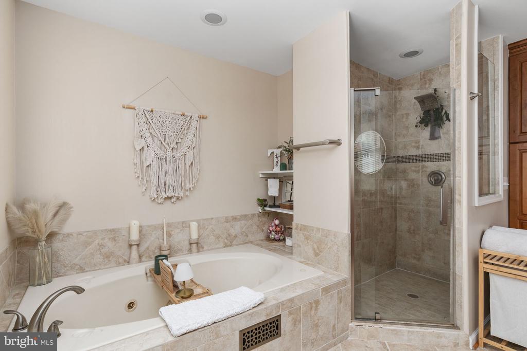 6814 TUPELO DR, SPOTSYLVANIA, Virginia 22551, 5 Bedrooms Bedrooms, ,3 BathroomsBathrooms,Residential,6814 TUPELO DR,VASP2043370 MLS # VASP2043370 6814 TUPELO DR, SPOTSYLVANIA, Virginia 22551, 5 Bedrooms Bedrooms, ,3 BathroomsBathrooms,Residential,6814 TUPELO DR,VASP2043370 MLS # VASP2043370