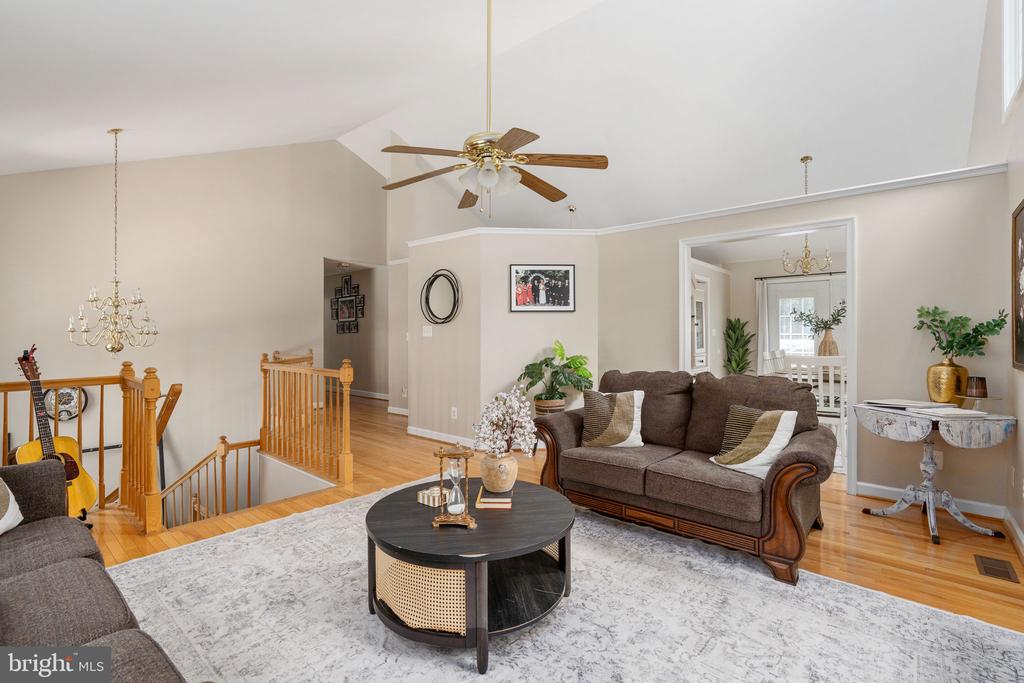 6814 TUPELO DR, SPOTSYLVANIA, Virginia 22551, 5 Bedrooms Bedrooms, ,3 BathroomsBathrooms,Residential,6814 TUPELO DR,VASP2043370 MLS # VASP2043370 6814 TUPELO DR, SPOTSYLVANIA, Virginia 22551, 5 Bedrooms Bedrooms, ,3 BathroomsBathrooms,Residential,6814 TUPELO DR,VASP2043370 MLS # VASP2043370