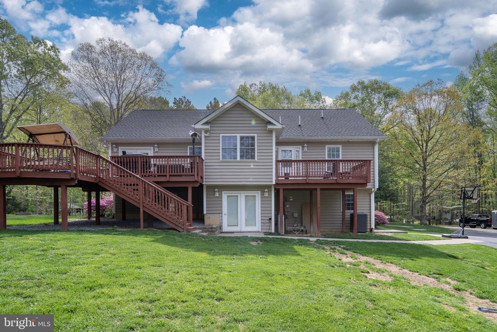 6814 TUPELO DR, SPOTSYLVANIA, Virginia 22551, 5 Bedrooms Bedrooms, ,3 BathroomsBathrooms,Residential,6814 TUPELO DR,VASP2043370 MLS # VASP2043370 6814 TUPELO DR, SPOTSYLVANIA, Virginia 22551, 5 Bedrooms Bedrooms, ,3 BathroomsBathrooms,Residential,6814 TUPELO DR,VASP2043370 MLS # VASP2043370
