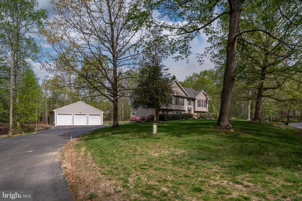 6814 TUPELO DR, SPOTSYLVANIA, Virginia 22551, 5 Bedrooms Bedrooms, ,3 BathroomsBathrooms,Residential,6814 TUPELO DR,VASP2043370 MLS # VASP2043370 6814 TUPELO DR, SPOTSYLVANIA, Virginia 22551, 5 Bedrooms Bedrooms, ,3 BathroomsBathrooms,Residential,6814 TUPELO DR,VASP2043370 MLS # VASP2043370