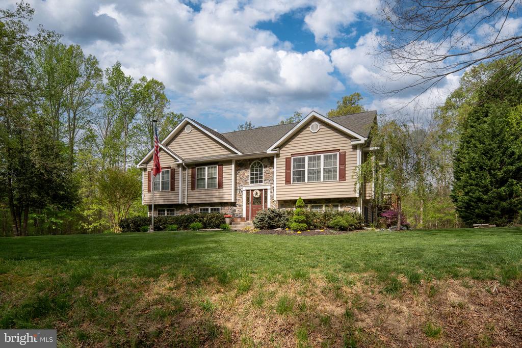 6814 TUPELO DR, SPOTSYLVANIA, Virginia 22551, 5 Bedrooms Bedrooms, ,3 BathroomsBathrooms,Residential,6814 TUPELO DR,VASP2043370 MLS # VASP2043370 6814 TUPELO DR, SPOTSYLVANIA, Virginia 22551, 5 Bedrooms Bedrooms, ,3 BathroomsBathrooms,Residential,6814 TUPELO DR,VASP2043370 MLS # VASP2043370