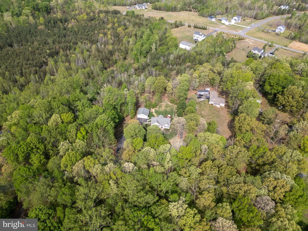 6814 TUPELO DR, SPOTSYLVANIA, Virginia 22551, 5 Bedrooms Bedrooms, ,3 BathroomsBathrooms,Residential,6814 TUPELO DR,VASP2043370 MLS # VASP2043370 6814 TUPELO DR, SPOTSYLVANIA, Virginia 22551, 5 Bedrooms Bedrooms, ,3 BathroomsBathrooms,Residential,6814 TUPELO DR,VASP2043370 MLS # VASP2043370
