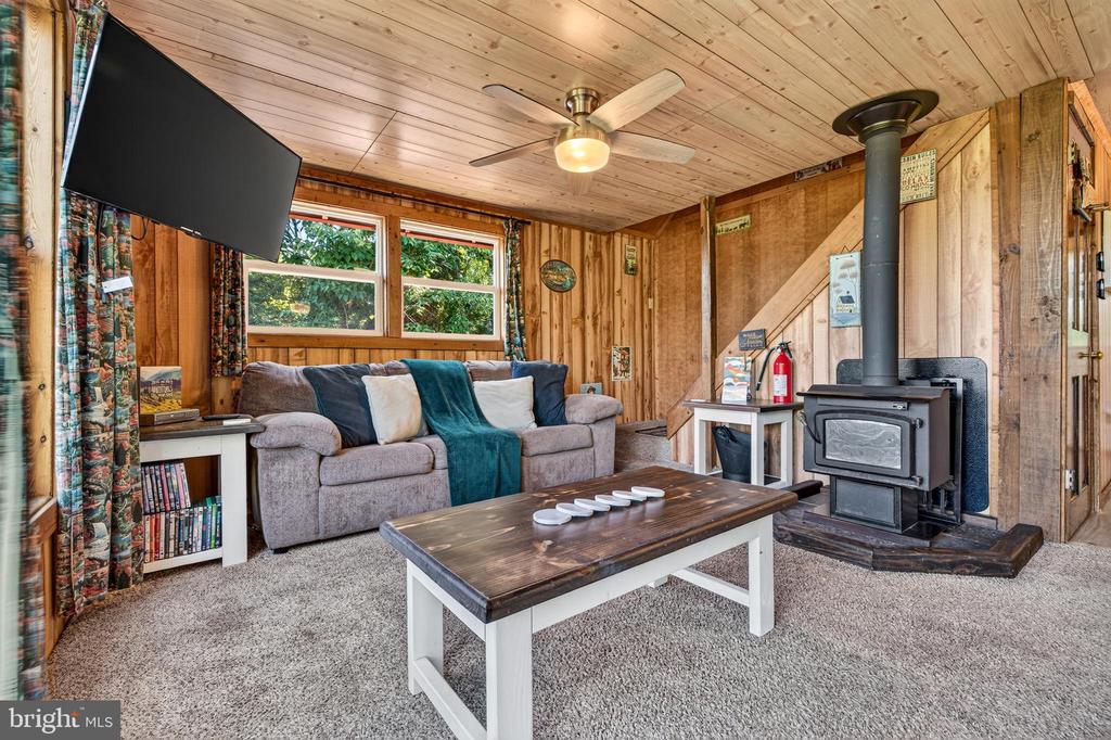 707 OVERLOOK DR, RILEYVILLE, Virginia 22650, 3 Bedrooms Bedrooms, ,2 BathroomsBathrooms,Residential,707 OVERLOOK DR,VAPA2006562 MLS # VAPA2006562