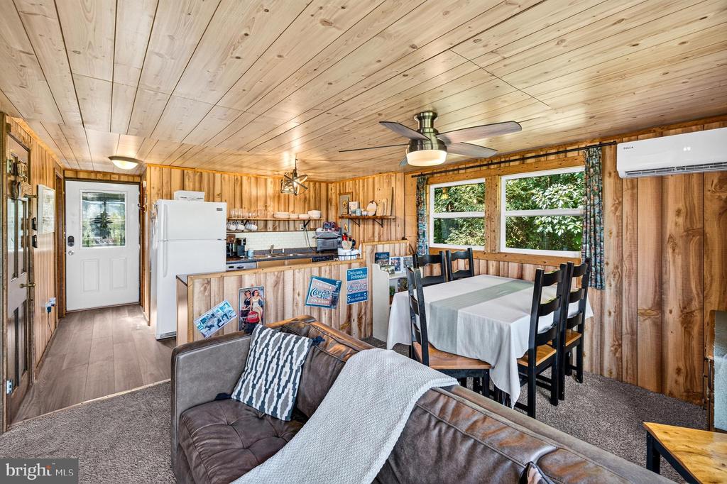 707 OVERLOOK DR, RILEYVILLE, Virginia 22650, 3 Bedrooms Bedrooms, ,2 BathroomsBathrooms,Residential,707 OVERLOOK DR,VAPA2006562 MLS # VAPA2006562
