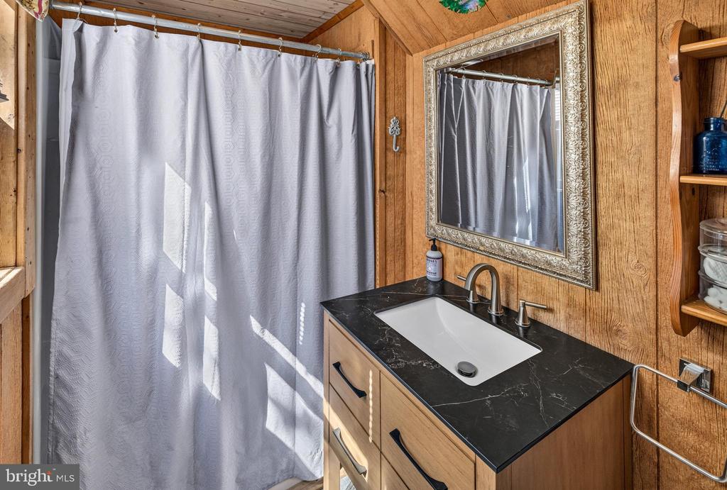 707 OVERLOOK DR, RILEYVILLE, Virginia 22650, 3 Bedrooms Bedrooms, ,2 BathroomsBathrooms,Residential,707 OVERLOOK DR,VAPA2006562 MLS # VAPA2006562