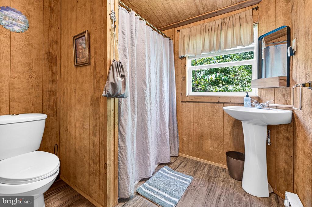 707 OVERLOOK DR, RILEYVILLE, Virginia 22650, 3 Bedrooms Bedrooms, ,2 BathroomsBathrooms,Residential,707 OVERLOOK DR,VAPA2006562 MLS # VAPA2006562