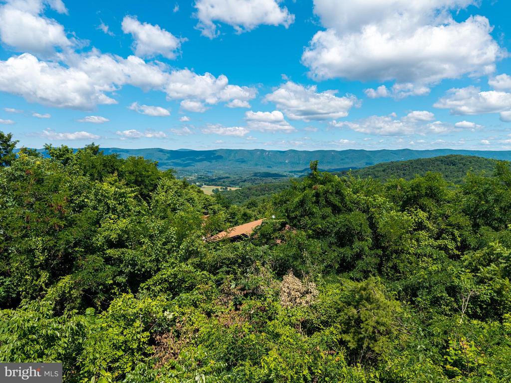 707 OVERLOOK DR, RILEYVILLE, Virginia 22650, 3 Bedrooms Bedrooms, ,2 BathroomsBathrooms,Residential,707 OVERLOOK DR,VAPA2006562 MLS # VAPA2006562