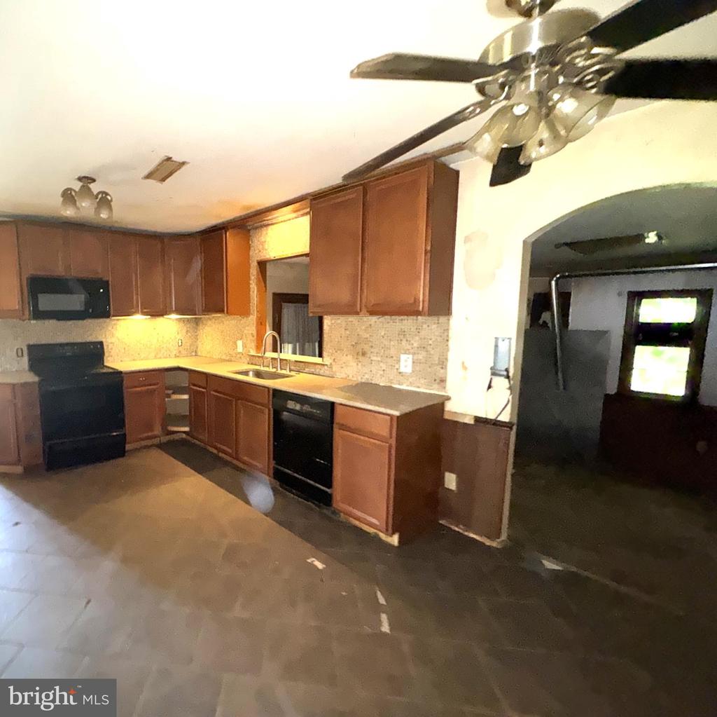 5504 BURR HILL RD, RHOADESVILLE, Virginia 22542, 3 Bedrooms Bedrooms, ,2 BathroomsBathrooms,Residential,5504 BURR HILL RD,VAOR2014624 MLS # VAOR2014624 5504 BURR HILL RD, RHOADESVILLE, Virginia 22542, 3 Bedrooms Bedrooms, ,2 BathroomsBathrooms,Residential,5504 BURR HILL RD,VAOR2014624 MLS # VAOR2014624