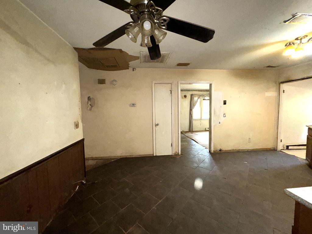 5504 BURR HILL RD, RHOADESVILLE, Virginia 22542, 3 Bedrooms Bedrooms, ,2 BathroomsBathrooms,Residential,5504 BURR HILL RD,VAOR2014624 MLS # VAOR2014624 5504 BURR HILL RD, RHOADESVILLE, Virginia 22542, 3 Bedrooms Bedrooms, ,2 BathroomsBathrooms,Residential,5504 BURR HILL RD,VAOR2014624 MLS # VAOR2014624
