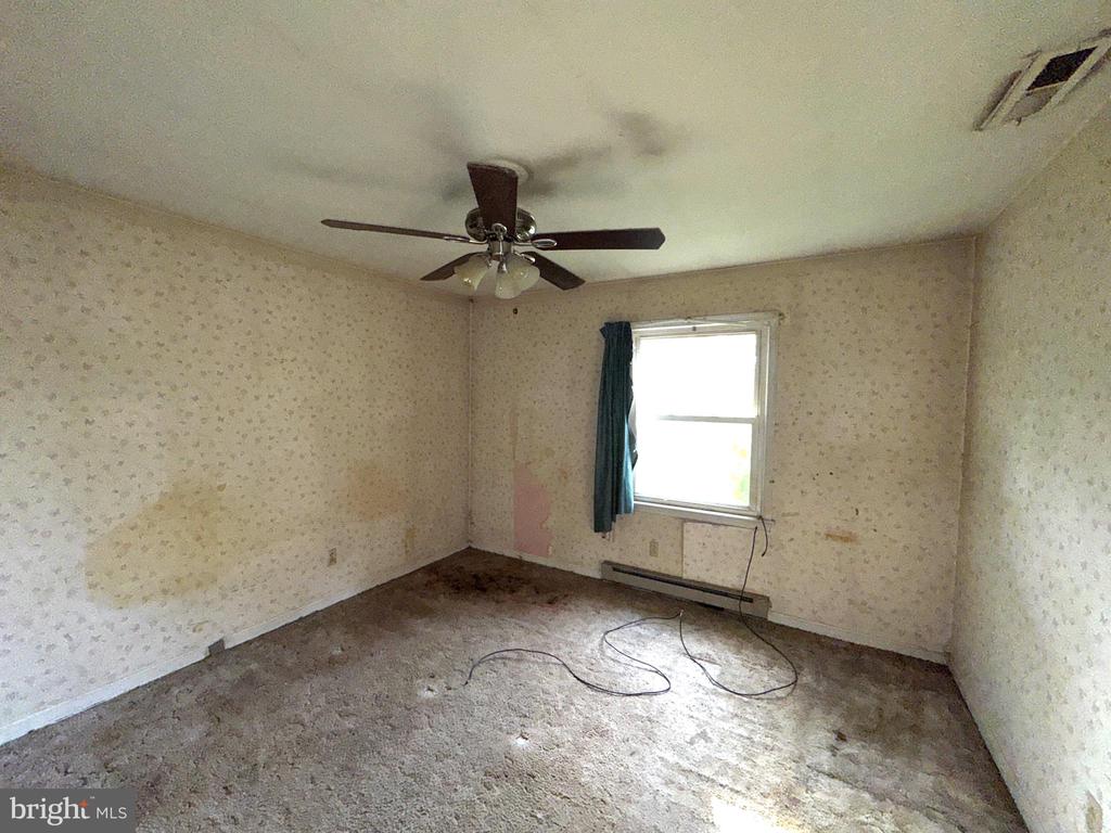 5504 BURR HILL RD, RHOADESVILLE, Virginia 22542, 3 Bedrooms Bedrooms, ,2 BathroomsBathrooms,Residential,5504 BURR HILL RD,VAOR2014624 MLS # VAOR2014624 5504 BURR HILL RD, RHOADESVILLE, Virginia 22542, 3 Bedrooms Bedrooms, ,2 BathroomsBathrooms,Residential,5504 BURR HILL RD,VAOR2014624 MLS # VAOR2014624