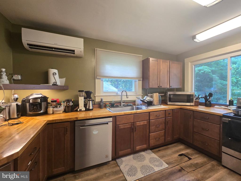 7720 COURTHOUSE RD, SPOTSYLVANIA, Virginia 22551, 3 Bedrooms Bedrooms, ,1 BathroomBathrooms,Residential,7720 COURTHOUSE RD,VASP2043392 MLS # VASP2043392
