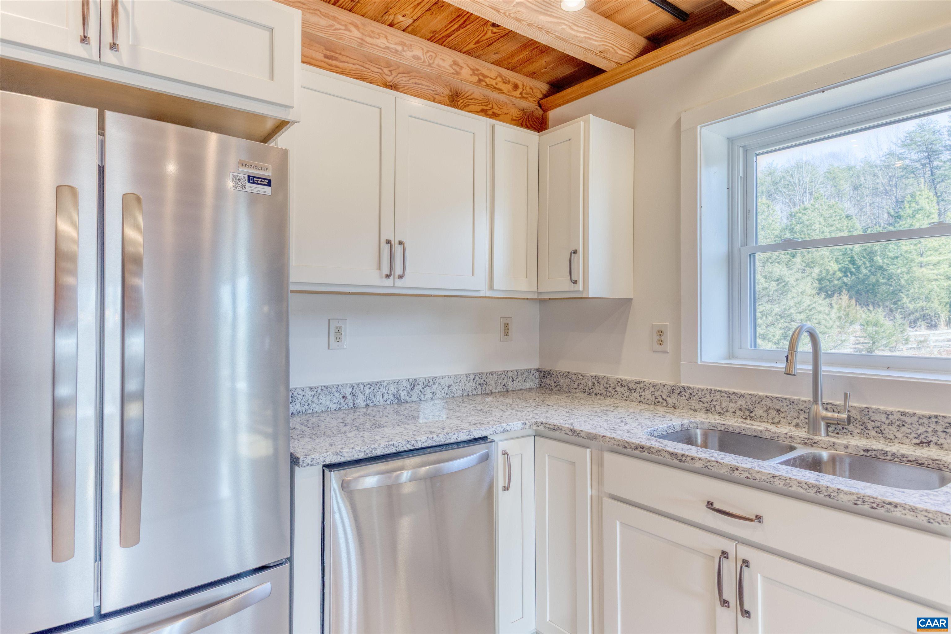 2911 JAMES RIVER RD, HOWARDSVILLE, Virginia 24562, 3 Bedrooms Bedrooms, ,3 BathroomsBathrooms,Residential,2911 JAMES RIVER RD,679020 MLS # 679020 2911 JAMES RIVER RD, HOWARDSVILLE, Virginia 24562, 3 Bedrooms Bedrooms, ,3 BathroomsBathrooms,Residential,2911 JAMES RIVER RD,679020 MLS # 679020