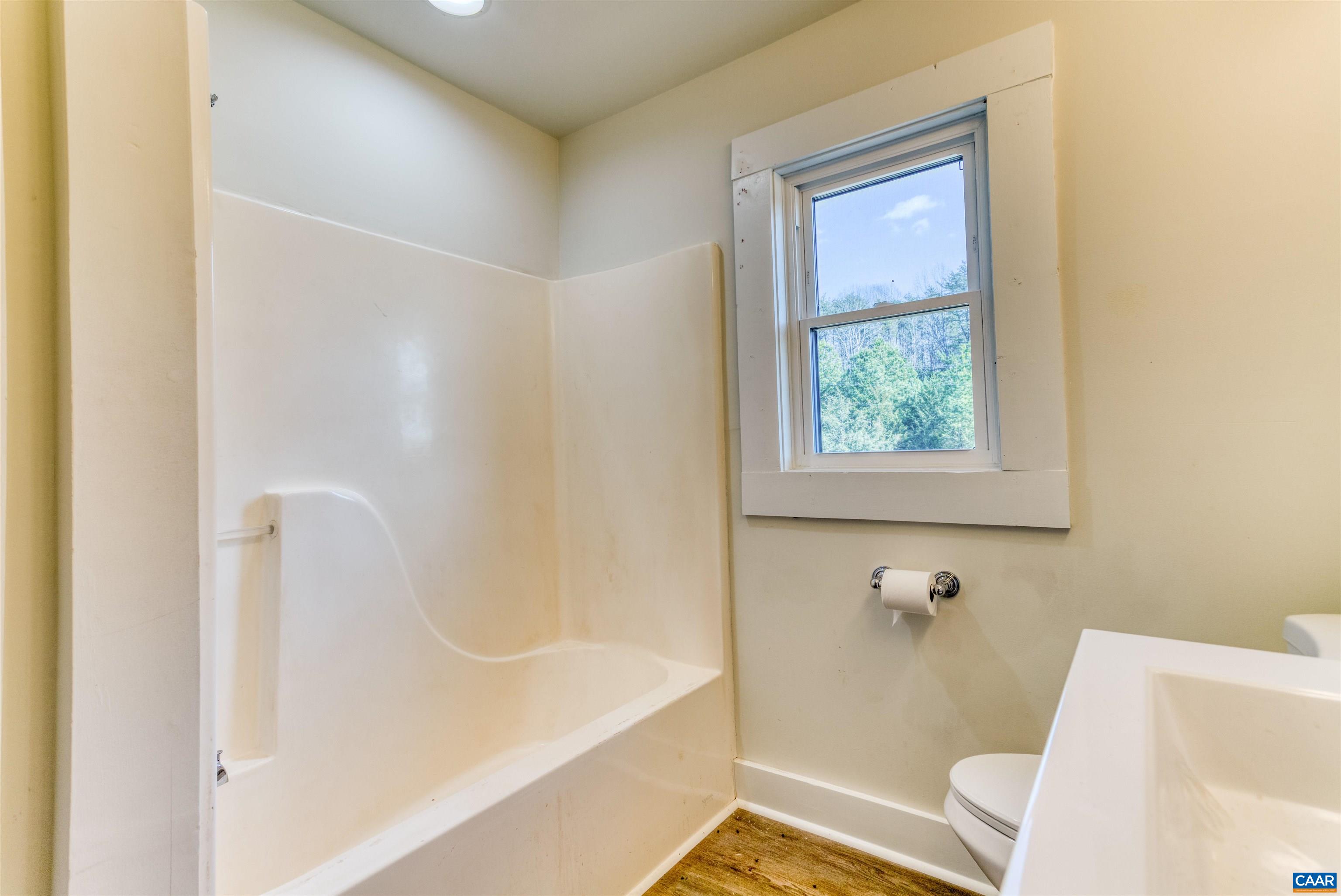 2911 JAMES RIVER RD, HOWARDSVILLE, Virginia 24562, 3 Bedrooms Bedrooms, ,3 BathroomsBathrooms,Residential,2911 JAMES RIVER RD,679020 MLS # 679020 2911 JAMES RIVER RD, HOWARDSVILLE, Virginia 24562, 3 Bedrooms Bedrooms, ,3 BathroomsBathrooms,Residential,2911 JAMES RIVER RD,679020 MLS # 679020