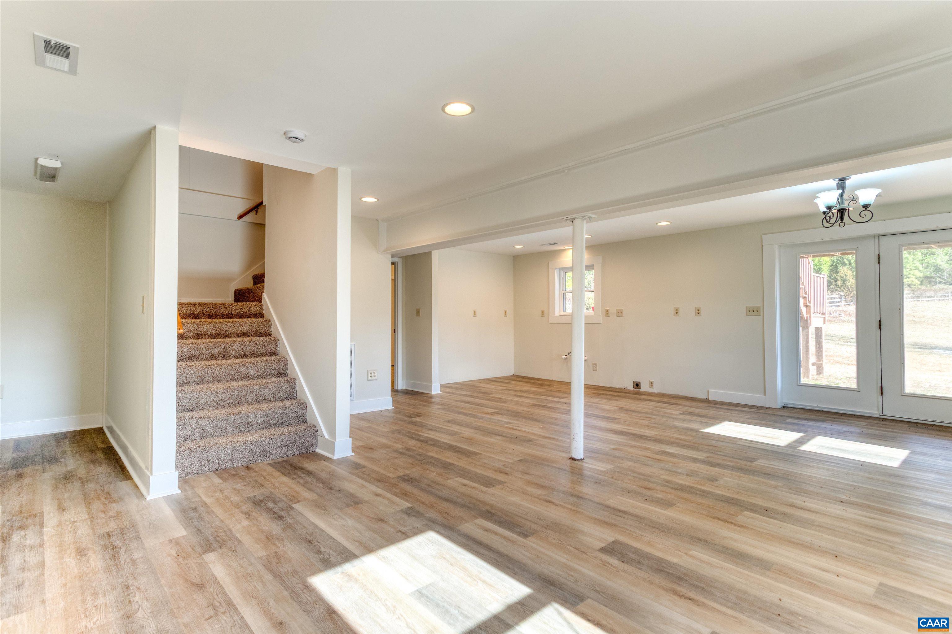 2911 JAMES RIVER RD, HOWARDSVILLE, Virginia 24562, 3 Bedrooms Bedrooms, ,3 BathroomsBathrooms,Residential,2911 JAMES RIVER RD,679020 MLS # 679020 2911 JAMES RIVER RD, HOWARDSVILLE, Virginia 24562, 3 Bedrooms Bedrooms, ,3 BathroomsBathrooms,Residential,2911 JAMES RIVER RD,679020 MLS # 679020
