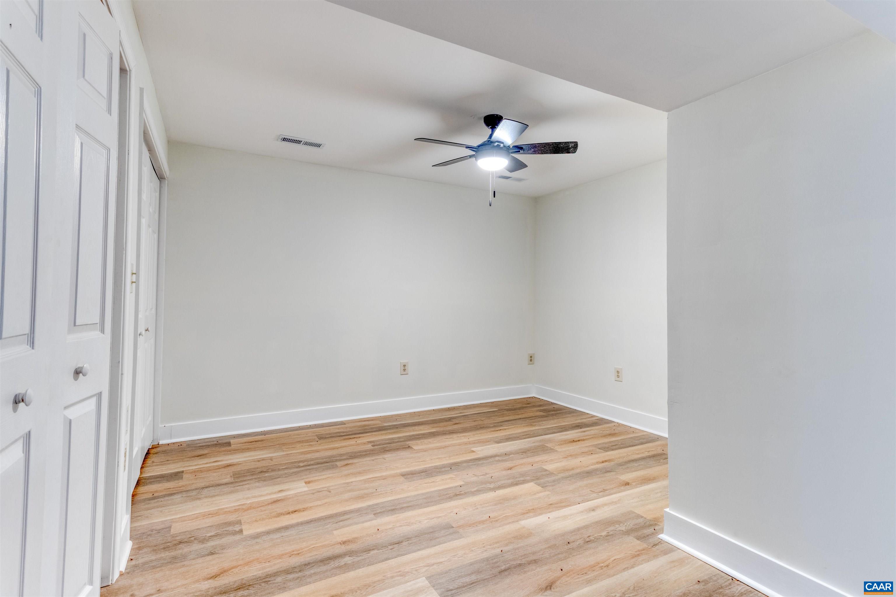 2911 JAMES RIVER RD, HOWARDSVILLE, Virginia 24562, 3 Bedrooms Bedrooms, ,3 BathroomsBathrooms,Residential,2911 JAMES RIVER RD,679020 MLS # 679020 2911 JAMES RIVER RD, HOWARDSVILLE, Virginia 24562, 3 Bedrooms Bedrooms, ,3 BathroomsBathrooms,Residential,2911 JAMES RIVER RD,679020 MLS # 679020