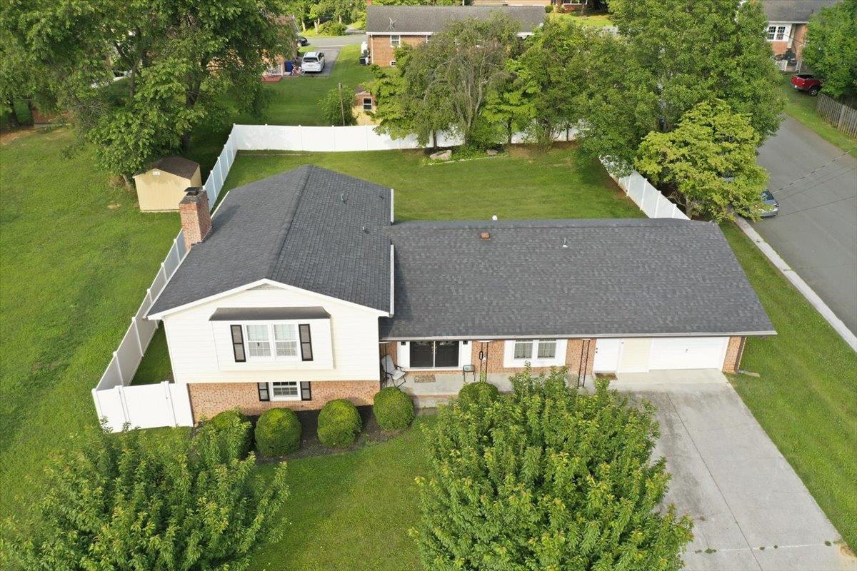 985 S MARSHALL ST, FRONT ROYAL, Virginia 22630, 3 Bedrooms Bedrooms, ,2 BathroomsBathrooms,Residential,985 S MARSHALL ST,679024 MLS # 679024