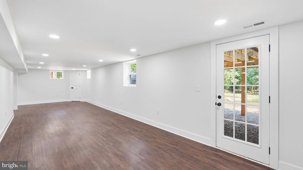 7163 RILEY RD, WARRENTON, Virginia 20187, 5 Bedrooms Bedrooms, ,3 BathroomsBathrooms,Residential,7163 RILEY RD,VAFQ2021170 MLS # VAFQ2021170 7163 RILEY RD, WARRENTON, Virginia 20187, 5 Bedrooms Bedrooms, ,3 BathroomsBathrooms,Residential,7163 RILEY RD,VAFQ2021170 MLS # VAFQ2021170