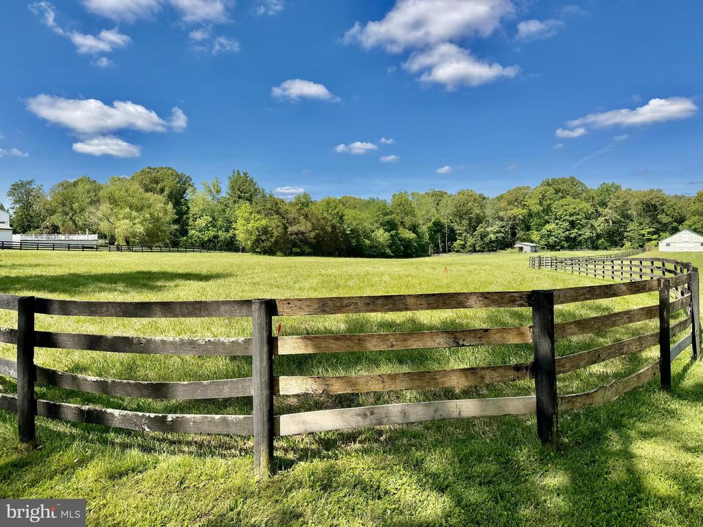 9248 SPRINGS RD, WARRENTON, Virginia 20186, 3 Bedrooms Bedrooms, ,2 BathroomsBathrooms,Residential,9248 SPRINGS RD,VAFQ2020650 MLS # VAFQ2020650 9248 SPRINGS RD, WARRENTON, Virginia 20186, 3 Bedrooms Bedrooms, ,2 BathroomsBathrooms,Residential,9248 SPRINGS RD,VAFQ2020650 MLS # VAFQ2020650