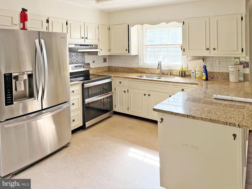 9248 SPRINGS RD, WARRENTON, Virginia 20186, 3 Bedrooms Bedrooms, ,2 BathroomsBathrooms,Residential,9248 SPRINGS RD,VAFQ2020650 MLS # VAFQ2020650 9248 SPRINGS RD, WARRENTON, Virginia 20186, 3 Bedrooms Bedrooms, ,2 BathroomsBathrooms,Residential,9248 SPRINGS RD,VAFQ2020650 MLS # VAFQ2020650