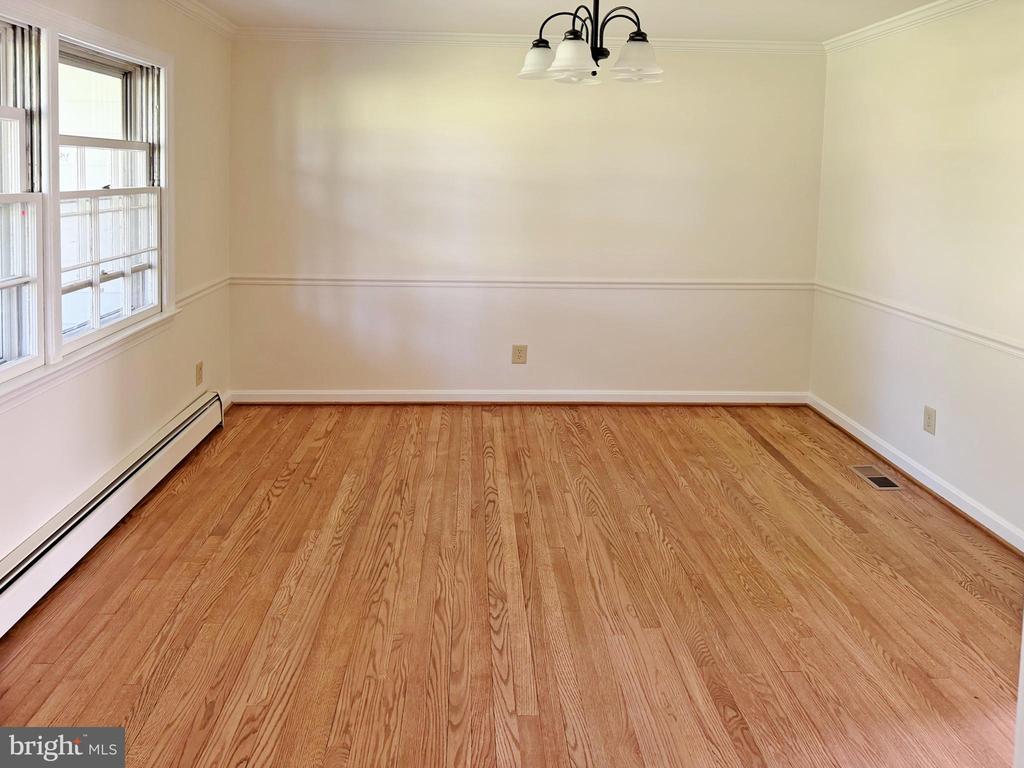9248 SPRINGS RD, WARRENTON, Virginia 20186, 3 Bedrooms Bedrooms, ,2 BathroomsBathrooms,Residential,9248 SPRINGS RD,VAFQ2020650 MLS # VAFQ2020650 9248 SPRINGS RD, WARRENTON, Virginia 20186, 3 Bedrooms Bedrooms, ,2 BathroomsBathrooms,Residential,9248 SPRINGS RD,VAFQ2020650 MLS # VAFQ2020650