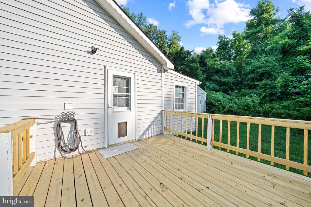 10510 WHITE STREET CT, FREDERICKSBURG, Virginia 22408, 3 Bedrooms Bedrooms, ,1 BathroomBathrooms,Residential,10510 WHITE STREET CT,VASP2042930 MLS # VASP2042930