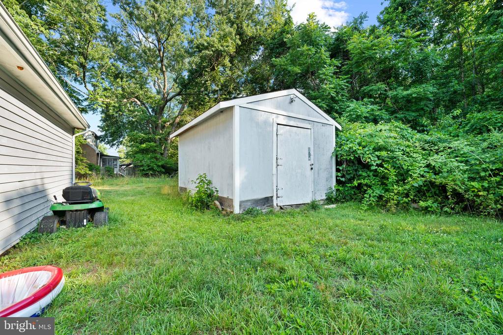 10510 WHITE STREET CT, FREDERICKSBURG, Virginia 22408, 3 Bedrooms Bedrooms, ,1 BathroomBathrooms,Residential,10510 WHITE STREET CT,VASP2042930 MLS # VASP2042930