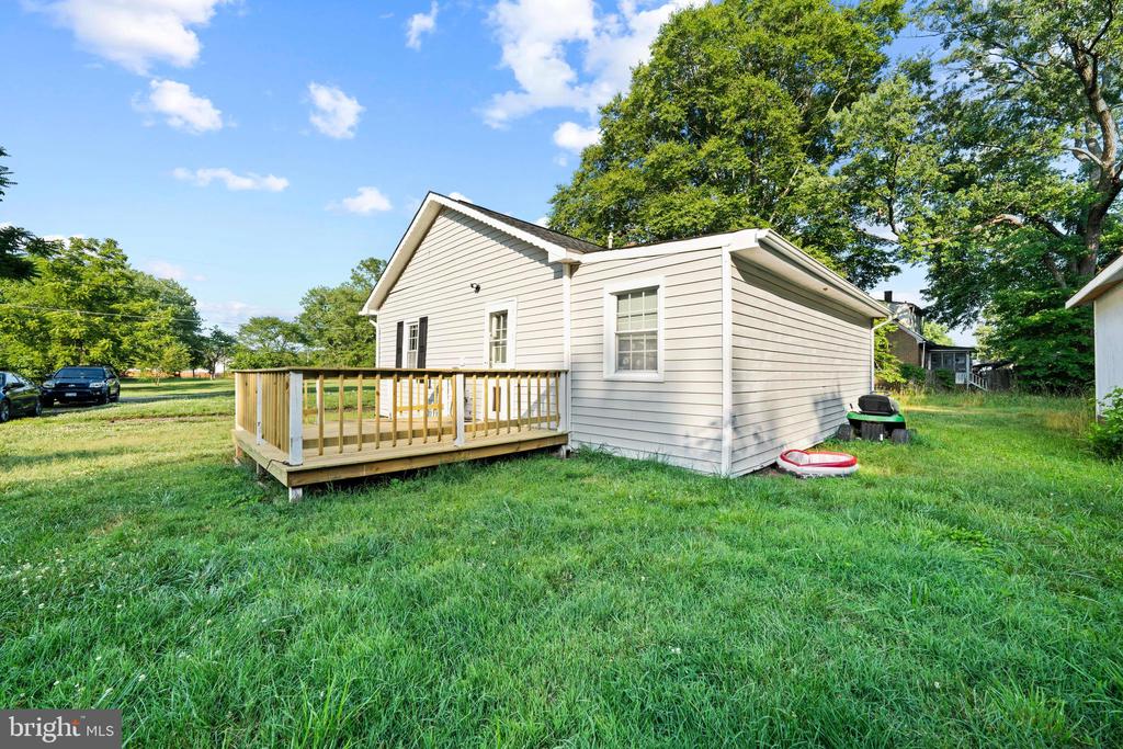 10510 WHITE STREET CT, FREDERICKSBURG, Virginia 22408, 3 Bedrooms Bedrooms, ,1 BathroomBathrooms,Residential,10510 WHITE STREET CT,VASP2042930 MLS # VASP2042930
