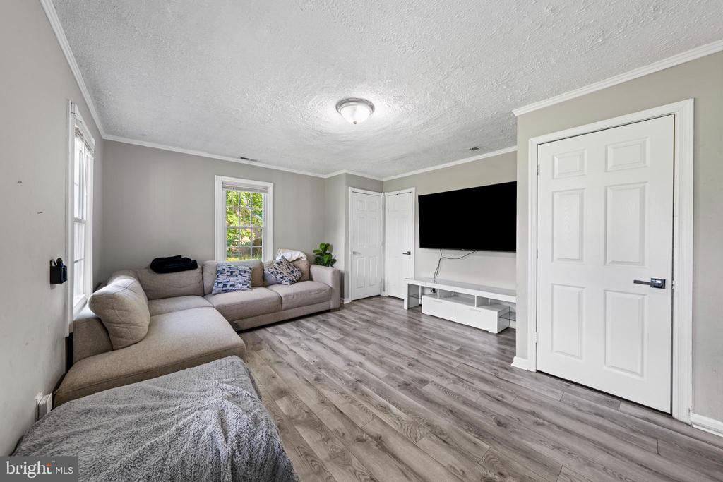 10510 WHITE STREET CT, FREDERICKSBURG, Virginia 22408, 3 Bedrooms Bedrooms, ,1 BathroomBathrooms,Residential,10510 WHITE STREET CT,VASP2042930 MLS # VASP2042930