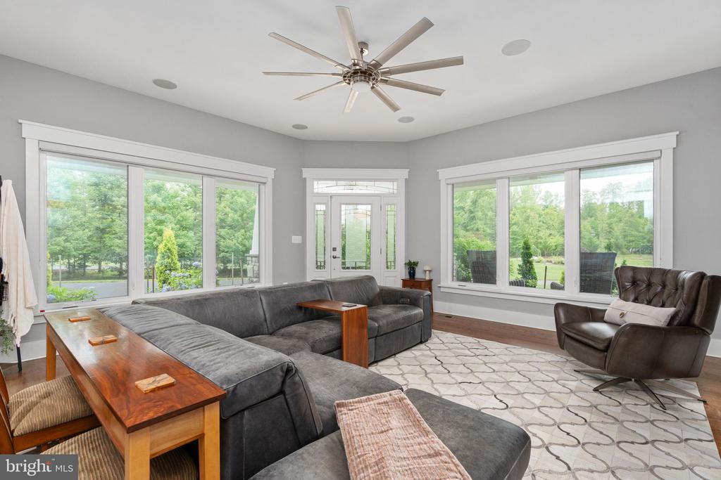 6912 BARCLAY DR, FREDERICKSBURG, Virginia 22407, 5 Bedrooms Bedrooms, ,5 BathroomsBathrooms,Residential,6912 BARCLAY DR,VASP2042998 MLS # VASP2042998