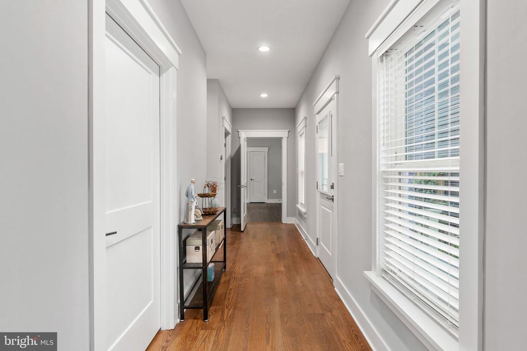 6912 BARCLAY DR, FREDERICKSBURG, Virginia 22407, 5 Bedrooms Bedrooms, ,5 BathroomsBathrooms,Residential,6912 BARCLAY DR,VASP2042998 MLS # VASP2042998
