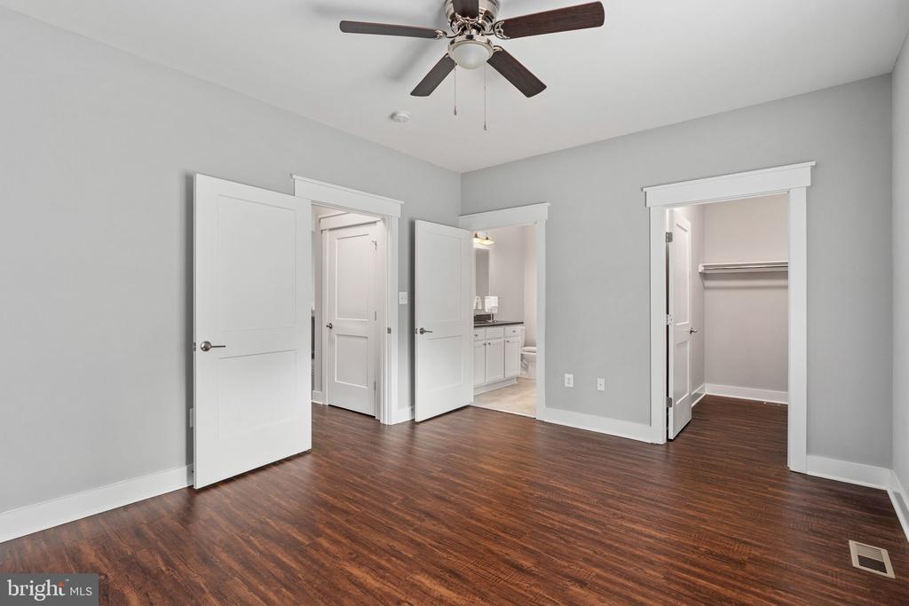 6912 BARCLAY DR, FREDERICKSBURG, Virginia 22407, 5 Bedrooms Bedrooms, ,5 BathroomsBathrooms,Residential,6912 BARCLAY DR,VASP2042998 MLS # VASP2042998