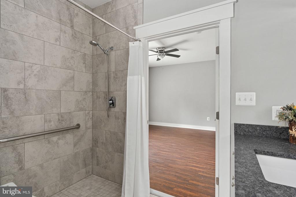 6912 BARCLAY DR, FREDERICKSBURG, Virginia 22407, 5 Bedrooms Bedrooms, ,5 BathroomsBathrooms,Residential,6912 BARCLAY DR,VASP2042998 MLS # VASP2042998
